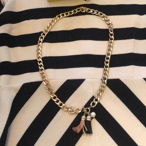 Cure gold and Tassel necklace